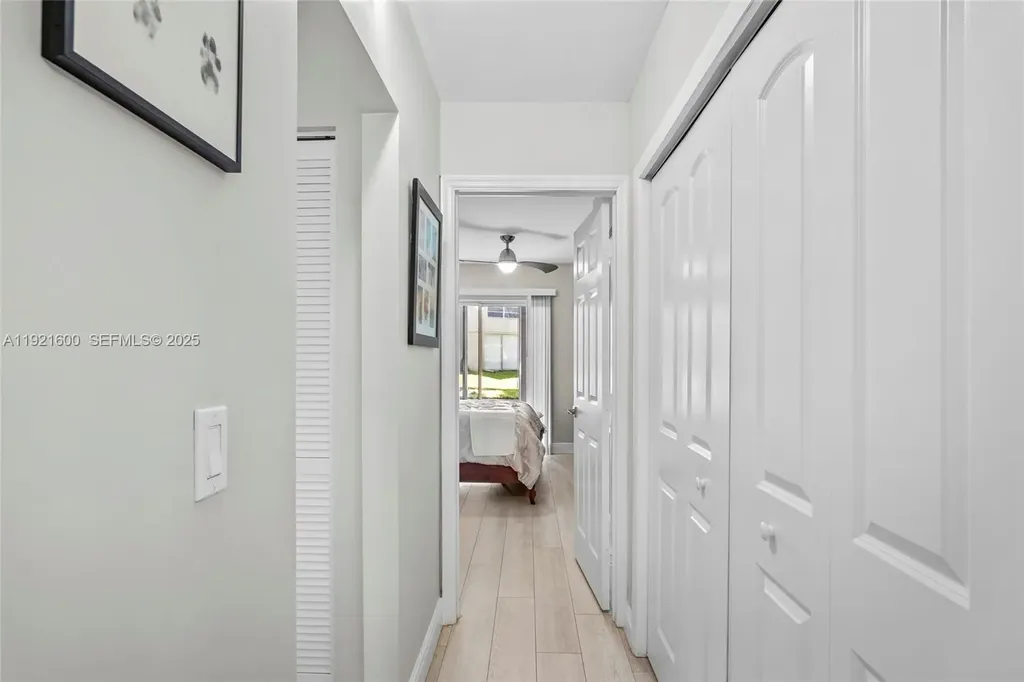 19 Abbey Lane Delray Beach FL 33446
