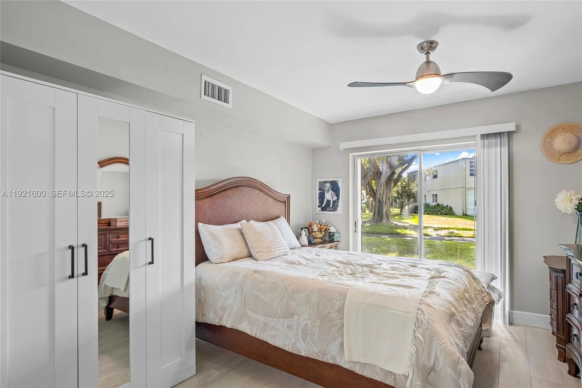 19 Abbey Lane Delray Beach FL 33446