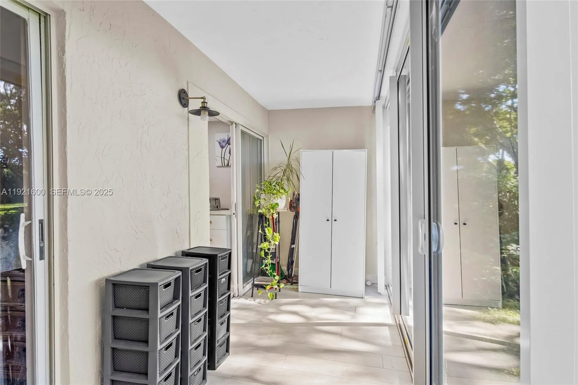 19 Abbey Lane Delray Beach FL 33446