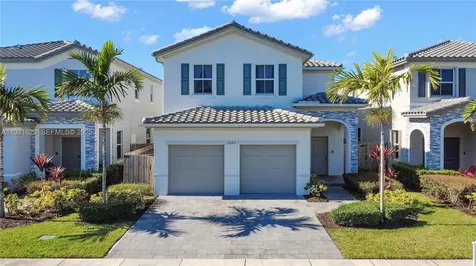 1382 SE 26th Road Homestead FL 33035