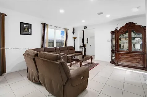 1382 SE 26th Road Homestead FL 33035