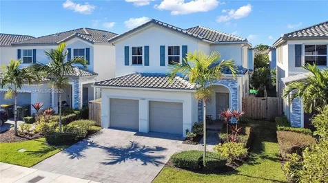 1382 SE 26th Road Homestead FL 33035