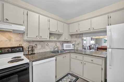7817 Golf Circle Drive Margate FL 33063