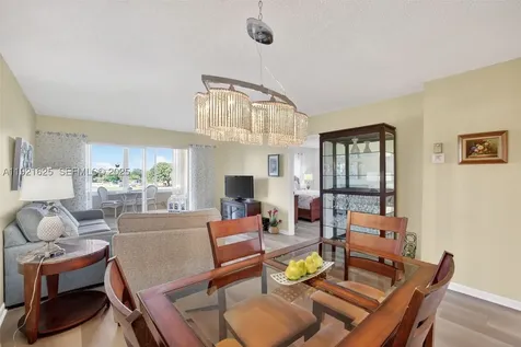 7817 Golf Circle Drive Margate FL 33063