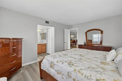7817 Golf Circle Drive Margate FL 33063