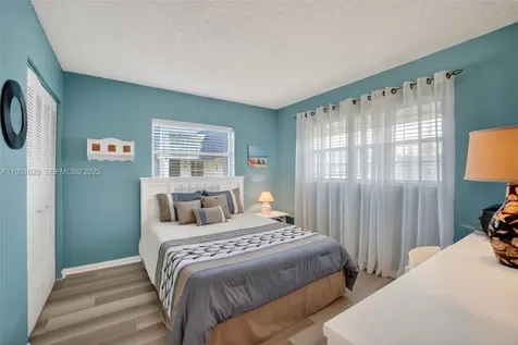 7817 Golf Cir Drive Margate FL 33063