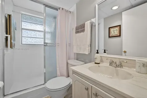 7817 Golf Cir Drive Margate FL 33063