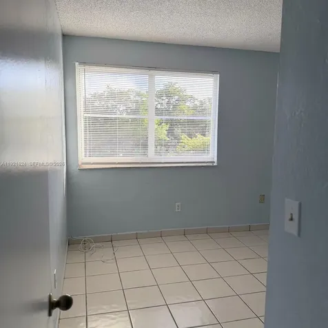 5501 NW 7th Street Miami FL 33126