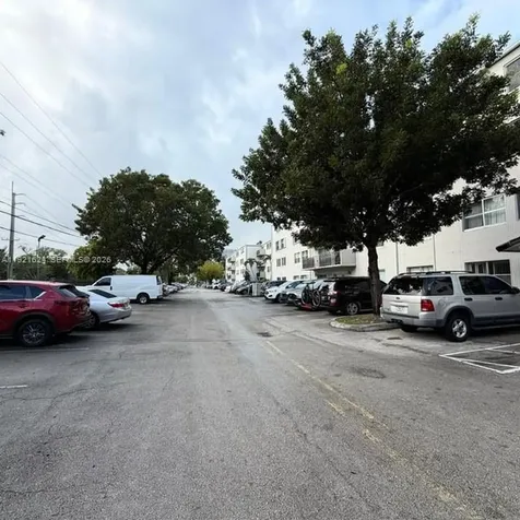 5501 NW 7th Street Miami FL 33126