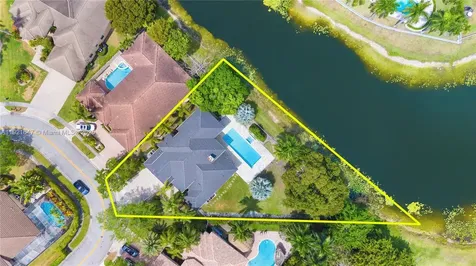 15601 SW 14th Street Pembroke Pines FL 33027