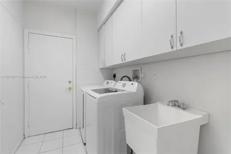 15601 SW 14th Street Pembroke Pines FL 33027