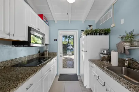 7720 SW 79th Court Miami FL 33143