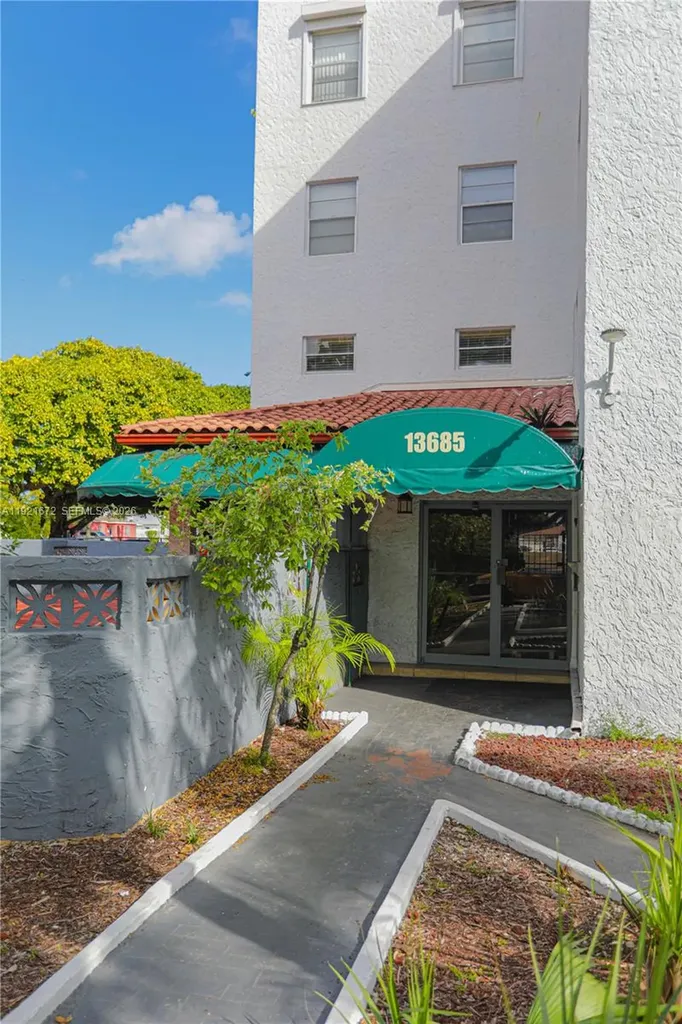 13685 NE 10th Avenue North Miami FL 33161