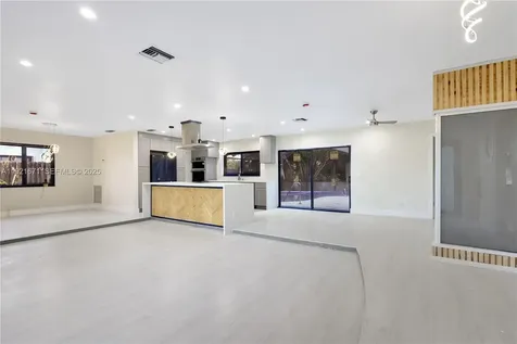 1771 NW 93rd Avenue Pembroke Pines FL 33024