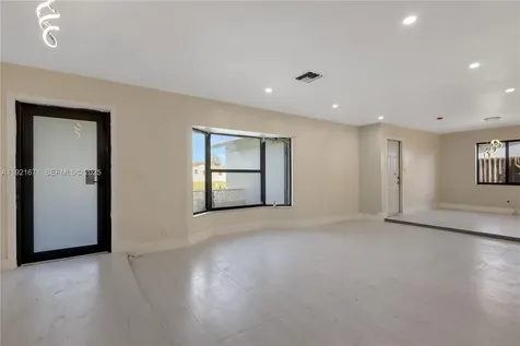 1771 NW 93rd Avenue Pembroke Pines FL 33024