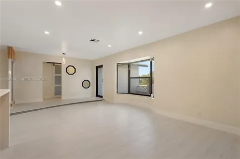 1771 NW 93rd Avenue Pembroke Pines FL 33024