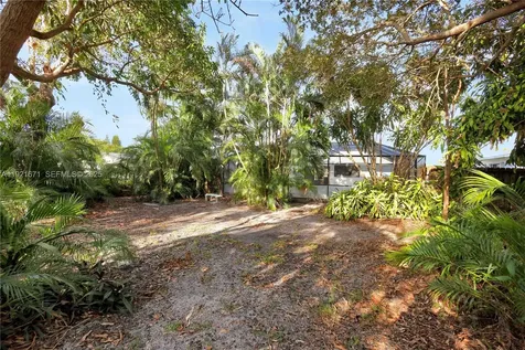 1771 NW 93rd Avenue Pembroke Pines FL 33024