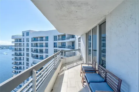 19101 NE 36th Court Aventura FL 33180