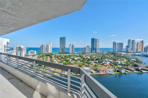 19101 NE 36th Court Aventura FL 33180