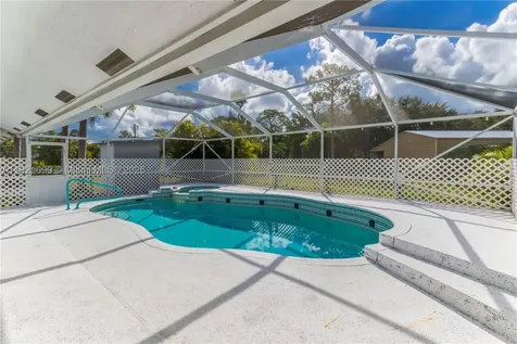 17996 N 42nd Road N Loxahatchee FL 33470