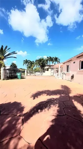 2145 SW 76th Avenue Miami FL 33155
