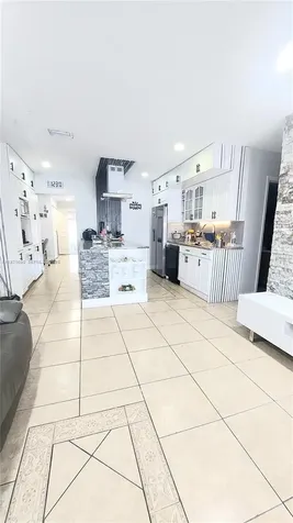 2145 SW 76th Avenue Miami FL 33155