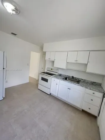 640 - 642 NW 77th Street Miami FL 33150