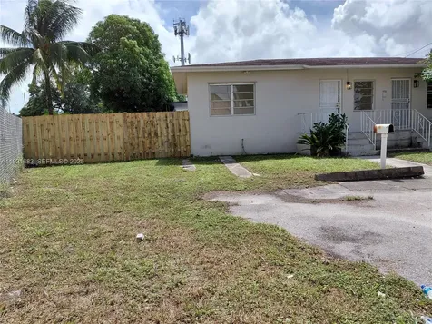 640 - 642 NW 77th Street Miami FL 33150