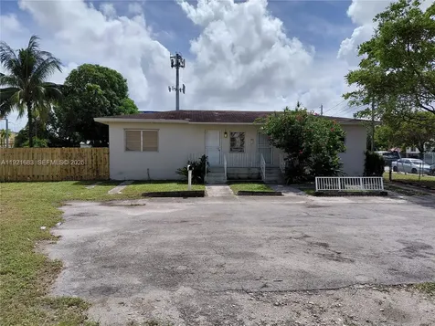 640 - 642 NW 77th Street Miami FL 33150