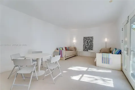 5 Harbor Point Key Biscayne FL 33149