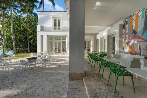 5 Harbor Point Key Biscayne FL 33149