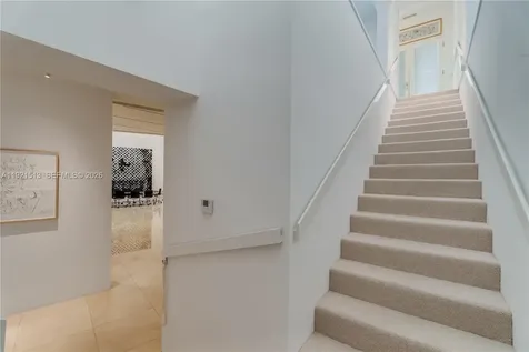 5 Harbor Point Key Biscayne FL 33149