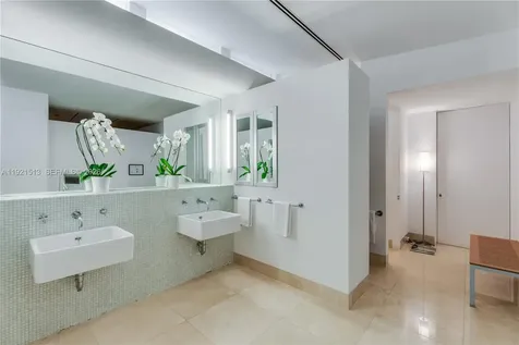 5 Harbor Point Key Biscayne FL 33149