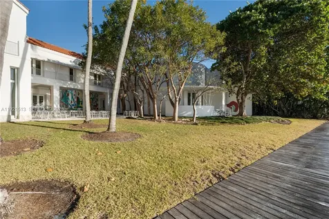 5 Harbor Point Key Biscayne FL 33149