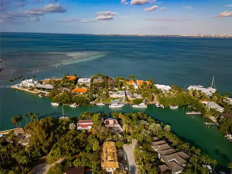 5 Harbor Point Key Biscayne FL 33149