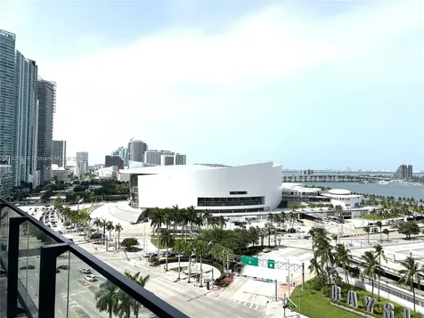 398 NE 5th Street Miami FL 33132