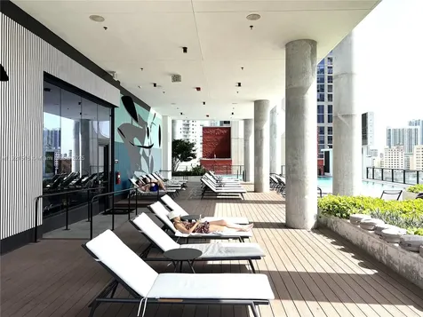 398 NE 5th Street Miami FL 33132
