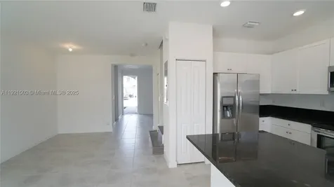 11214 SW 249th Street Homestead FL 33032