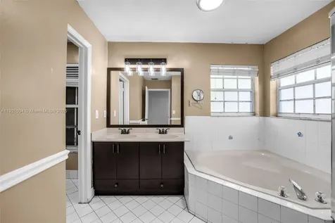9305 SW 212th Terrace Cutler Bay FL 33189