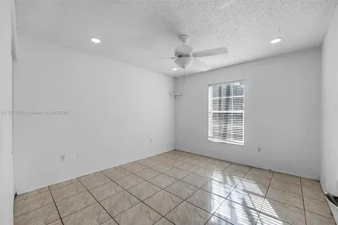 9305 SW 212th Terrace Cutler Bay FL 33189