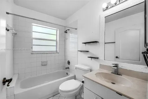 9305 SW 212th Terrace Cutler Bay FL 33189