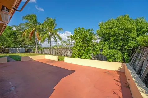 9305 SW 212th Terrace Cutler Bay FL 33189