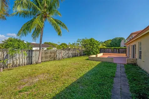 9305 SW 212th Terrace Cutler Bay FL 33189