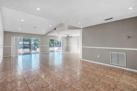 9305 SW 212th Terrace Cutler Bay FL 33189