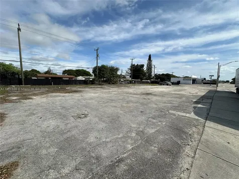 6501 Pembroke Road Hollywood FL 33023