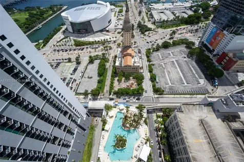 601 NE 1st Avenue Miami FL 33132