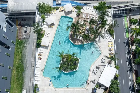 601 NE 1st Avenue Miami FL 33132