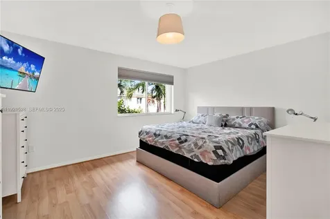 16415 SW 73rd Terrace Miami FL 33193