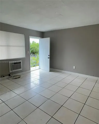 1286 NW 59th Street Miami FL 33142