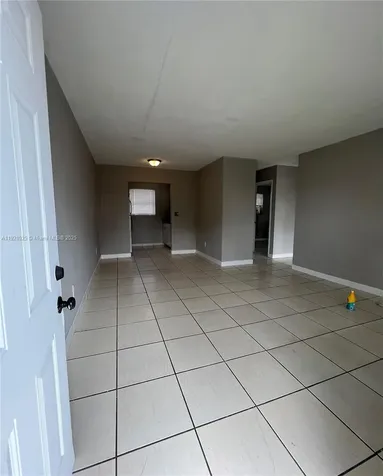 1286 NW 59th Street Miami FL 33142